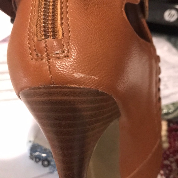 BCBG Eneration heels - Picture 6 of 6